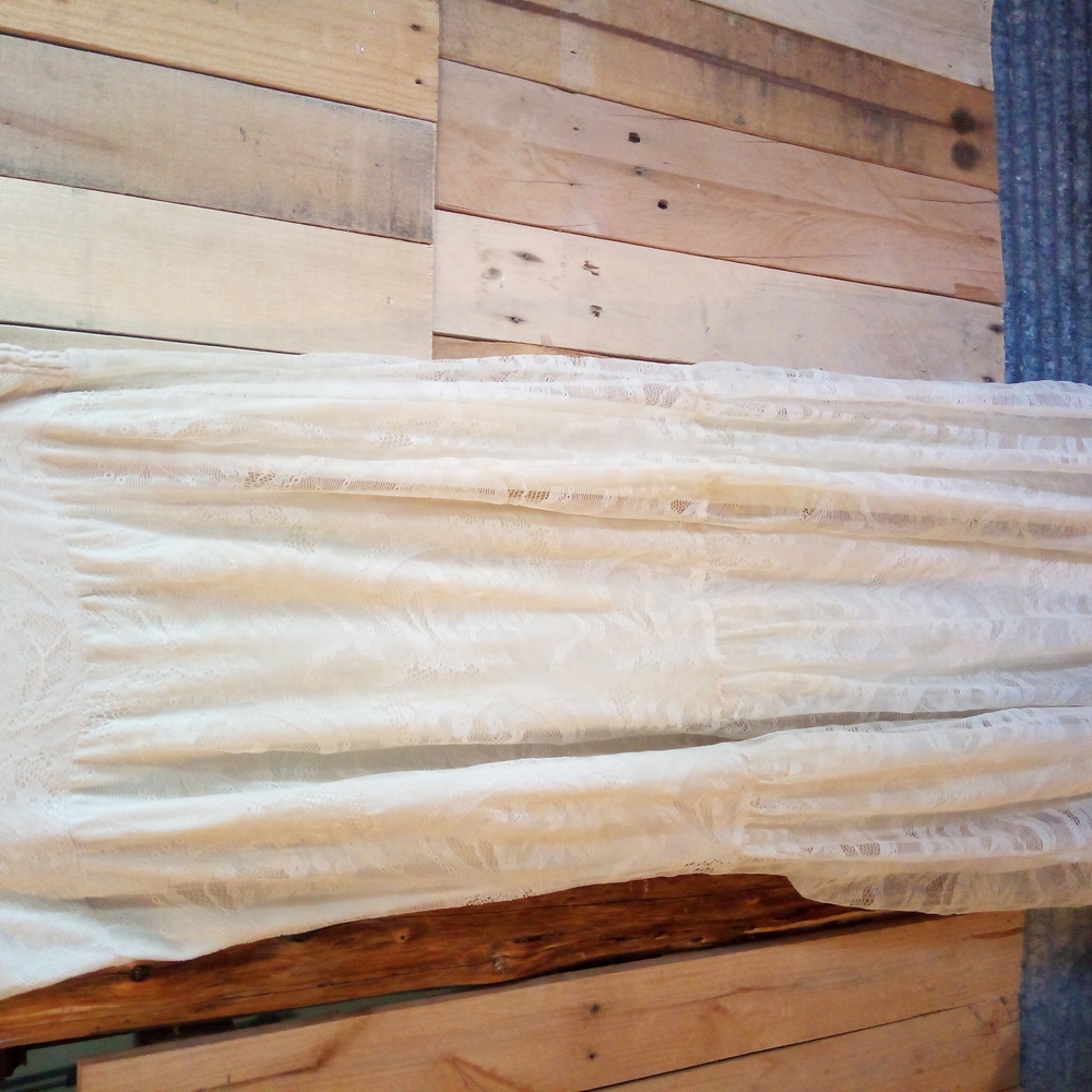 American Eagle Outfitters Cream Maxi Skirt
